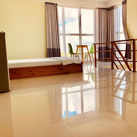 Ngoc Huong Hostel & Apartments Куи Нхон Екстериор снимка