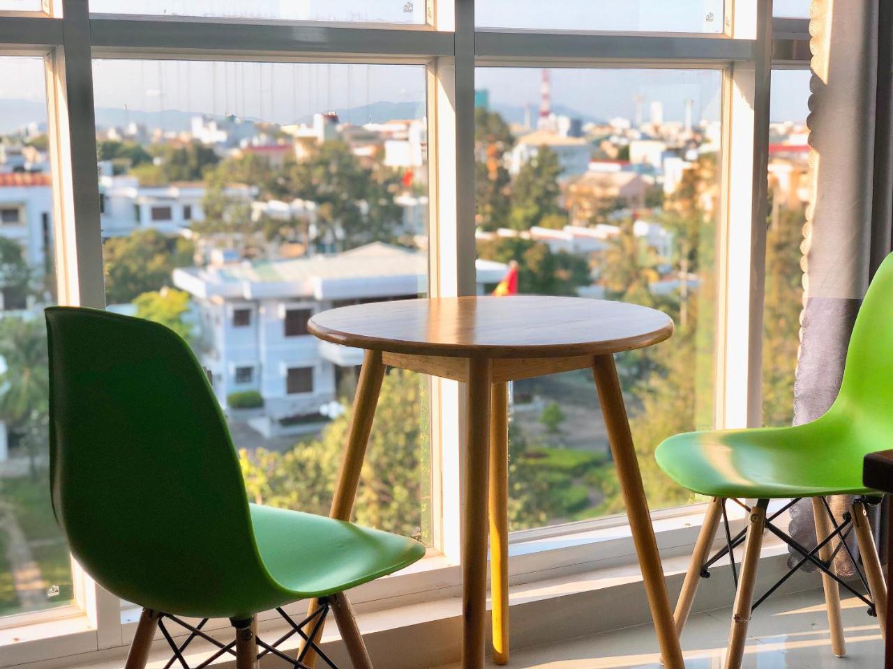 Ngoc Huong Hostel & Apartments Куи Нхон Екстериор снимка