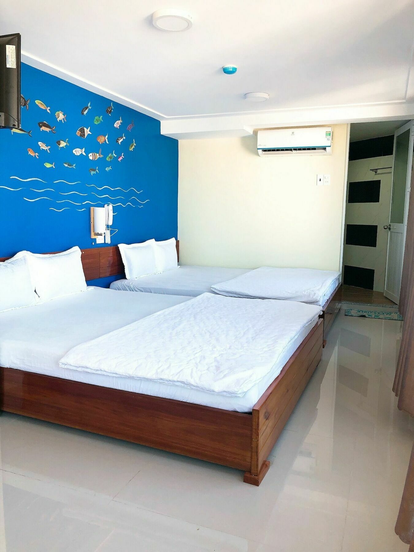 Ngoc Huong Hostel & Apartments Куи Нхон Екстериор снимка